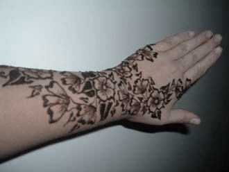 Koi- henna design by Christine Fenzl/Canadian Henna